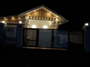 Kings Cliff four bedroom home stay